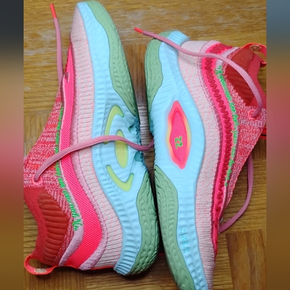 Nike Cosmic Unity 3 Shoes Women’s 8 Hot Punch Basketball Aja Wilson FQ9395-600 - Picture 10 of 16